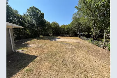12904 Mitchell Drive, Balch Springs, TX 75180 - Photo 18
