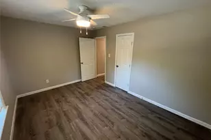 12904 Mitchell Dr, Balch Springs, TX 75180 - Photo 16