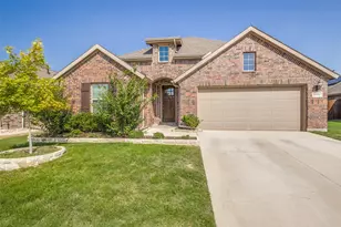 1024 Embers Ln, Denton, TX 76201 - Photo 2