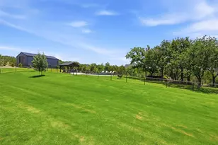 2027 Little Valley Ct, Weatherford, TX 76087 - Photo 32