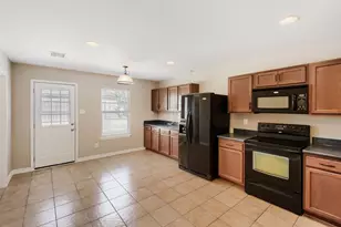 1216 Haley Ln, Burleson, TX 76028 - Photo 10