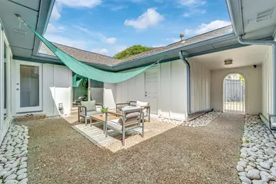 9511 Robin Meadow Drive, Dallas, TX 75243 - Photo 34