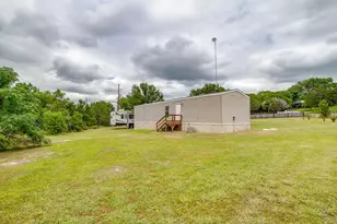 2708 Frontier Trail, Granbury, TX 76048 - Photo 22