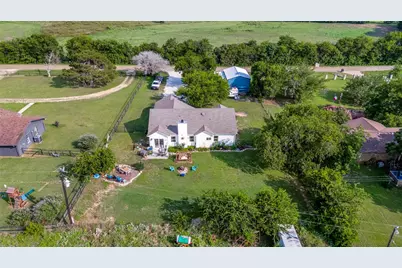 1052 Meandering Way, China Spring, TX 76633 - Photo 24