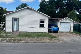 3403 Dawes Dr, Dallas, TX 75211 - Photo 2