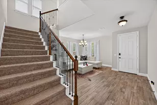 1908 Sunflower Dr, Glenn Heights, TX 75154 - Photo 2