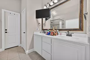 1908 Sunflower Dr, Glenn Heights, TX 75154 - Photo 18