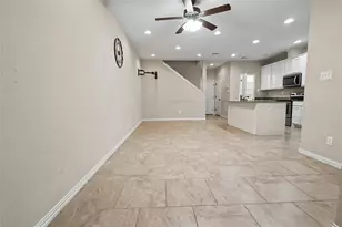 1922 Timber Oaks Dr, Garland, TX 75040 - Photo 2