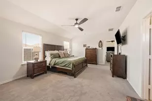 601 Emmons Crk St, Justin, TX 76247 - Photo 14