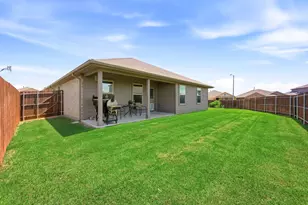 601 Emmons Crk St, Justin, TX 76247 - Photo 26