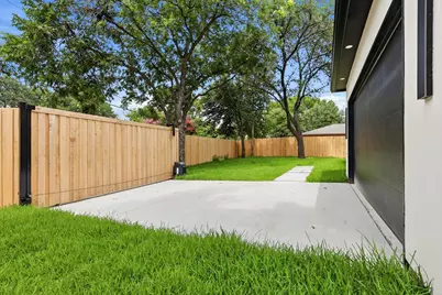 3135 Walnut Hill Lane, Dallas, TX 75229 - Photo 40