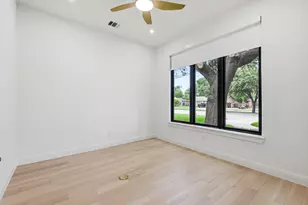 3135 Walnut Hill Ln, Dallas, TX 75229 - Photo 4