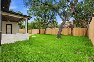 3135 Walnut Hill Ln, Dallas, TX 75229 - Photo 38