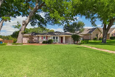109 Crestwood Drive, Rockwall, TX 75087 - Photo 4