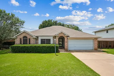 2612 Fountainview Drive, Corinth, TX 76210 - Photo 1