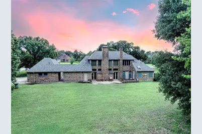 912 Walnut Creek Drive, Fairfield, TX 75840 - Photo 2