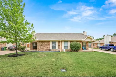 5718 Cancun Drive, North Richland Hills, TX 76180 - Photo 6