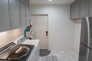 1002 E Lindsey St, Breckenridge, TX 76424 - Photo 16