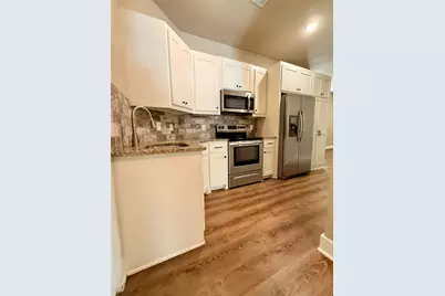 1008 Halsell Street #200, Bridgeport, TX 76426 - Photo 2