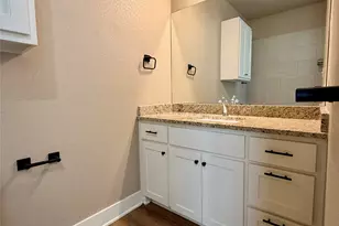 1008 Halsell St, Bridgeport, TX 76426 - Photo 4