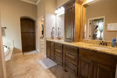 813 Acadia Court, Tolar, TX 76476 - Photo 8