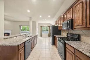 1409 Hiddencreek Dr, Royse City, TX 75189 - Photo 12