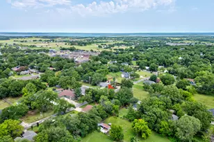 327 W McKinney St, Pilot Point, TX 76258 - Photo 26