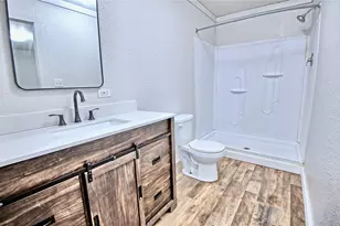 504 Fannin St, Nocona, TX 76255 - Photo 6