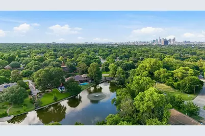 610 S Manus Drive, Dallas, TX 75224 - Photo 2