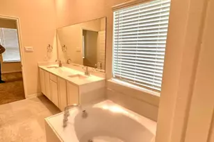3628 Walnut Rdg Dr, Grand Prairie, TX 76065 - Photo 14