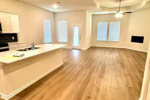3628 Walnut Rdg Dr, Grand Prairie, TX 76065 - Photo 10