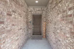 2602 Melrose Dr, Mansfield, TX 76084 - Photo 2