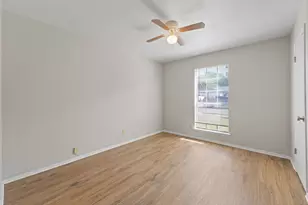 541 Sandra Ln, Burleson, TX 76028 - Photo 16