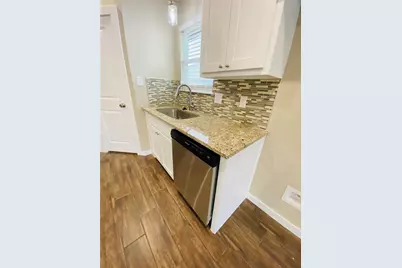 307 N Colbert Avenue, Sherman, TX 75090 - Photo 4