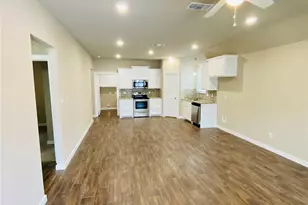 307 N Colbert Ave, Sherman, TX 75090 - Photo 2