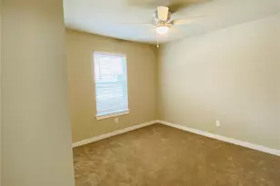 307 N Colbert Ave, Sherman, TX 75090 - Photo 8