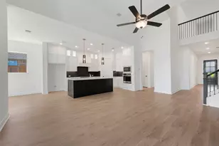 2517 Green Plateau Dr, Fort Worth, TX 76008 - Photo 10