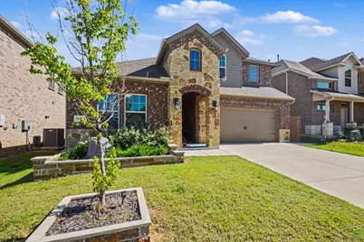 10600 Breezeway Drive, Aubrey, TX 76227 - Photo 2