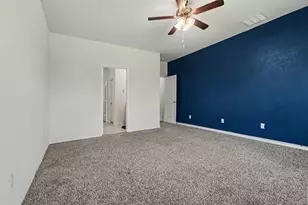 10600 Breezeway Dr, Aubrey, TX 76227 - Photo 16