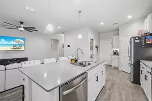 11300 Guinness Dr, Fort Worth, TX 76052 - Photo 4
