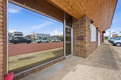 118 W Chestnut Street, Denison, TX 75021 - Photo 4