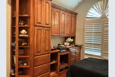 8803 Hampton South Court, Granbury, TX 76049 - Photo 24