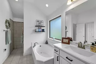 421 Vaquero, Weatherford, TX 76087 - Photo 28