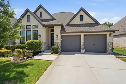 904 Fallbrook Avenue, Denton, TX 76210 - Photo 2