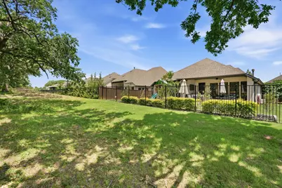 904 Fallbrook Avenue, Denton, TX 76210 - Photo 30
