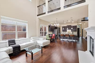 2427 Lismore Lane, Irving, TX 75063 - Photo 6