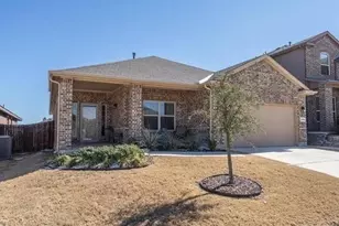 14144 Rabbit Brush Ln, Fort Worth, TX 76052 - Photo 2