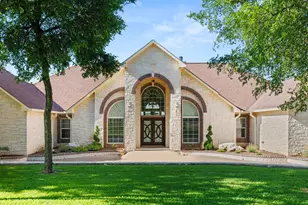 314 Cresthill Cir, Valley Mills, TX 76689 - Photo 2
