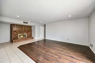 2933 Silverdale Ln, Garland, TX 75044 - Photo 8