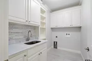 719 Liberty St, Bullard, TX 75757 - Photo 14